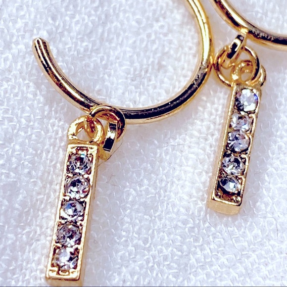 ❣️$25/3❣️ Little Rectangle Rhinestones Dangle Hoop Earrings - Picture 4 of 8